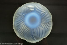 Pierre D'Avesn Art Deco Opalescent Glass Bowl