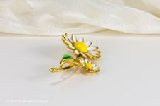 Weiss White Enamel & Yellow Lucite Daisy Brooch