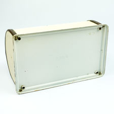 Underside view of an Art Deco 1930s German Metal Spritzdekor Biscuit Tin